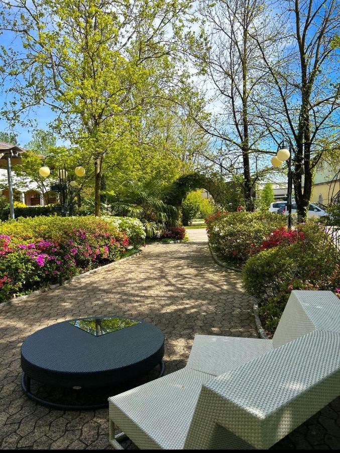 Hotel Mariuccia Varese Zewnętrze zdjęcie
