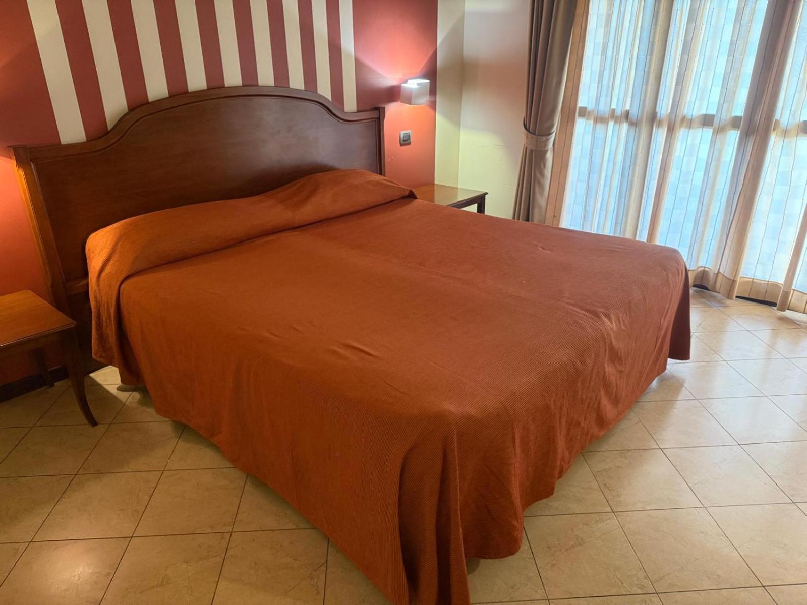 Hotel Mariuccia Varese Zewnętrze zdjęcie