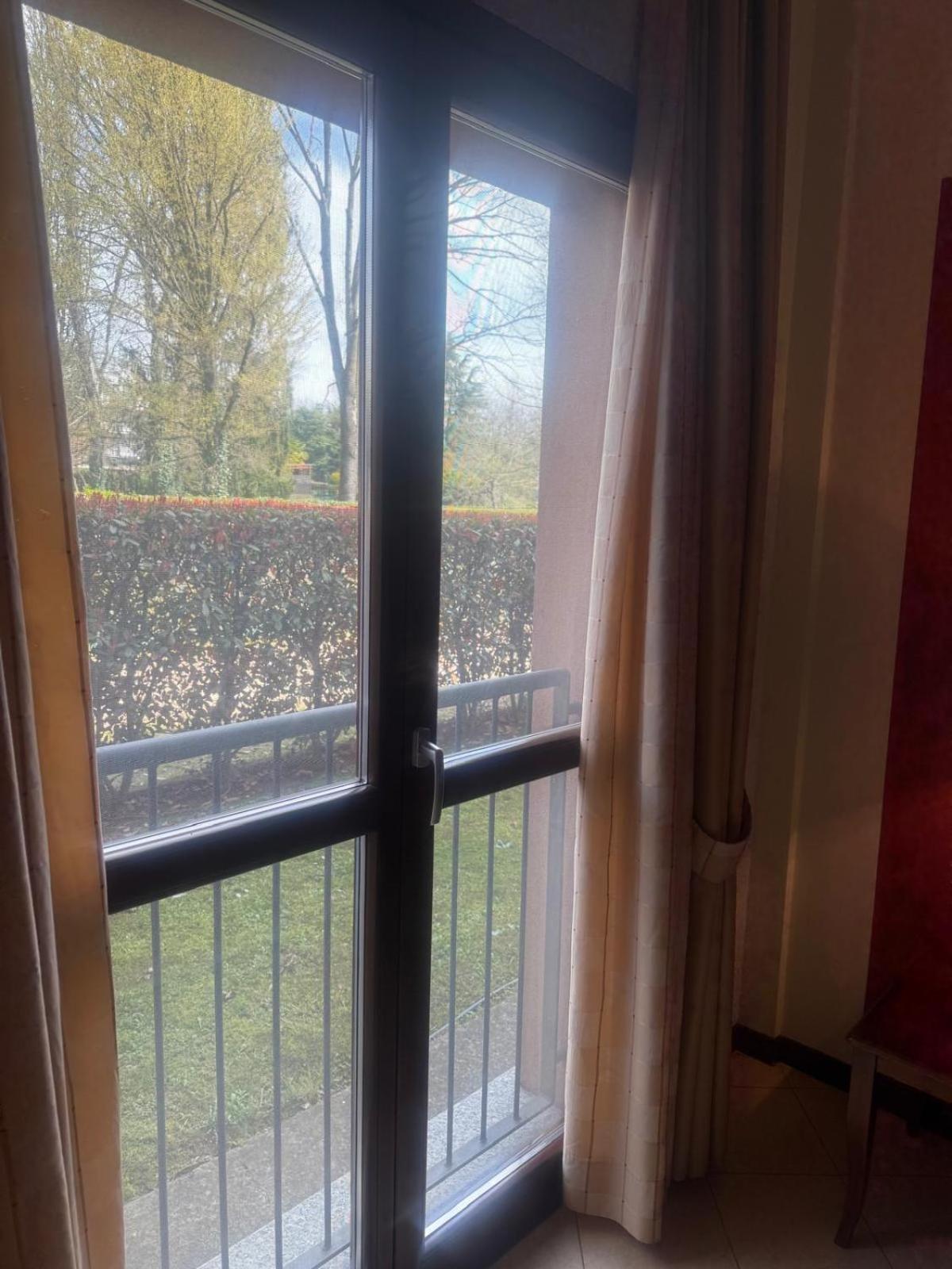 Hotel Mariuccia Varese Zewnętrze zdjęcie