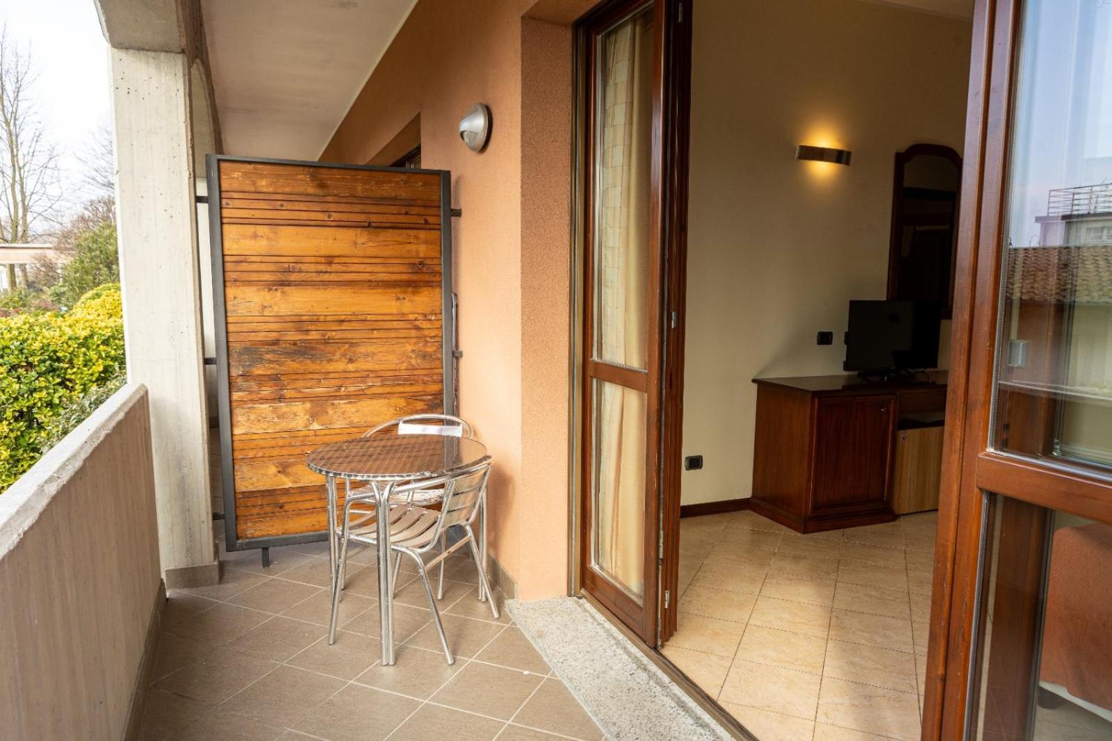 Hotel Mariuccia Varese Zewnętrze zdjęcie