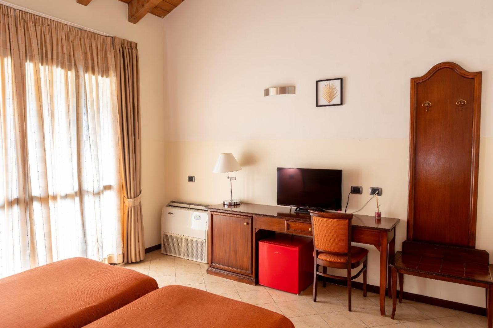 Hotel Mariuccia Varese Zewnętrze zdjęcie